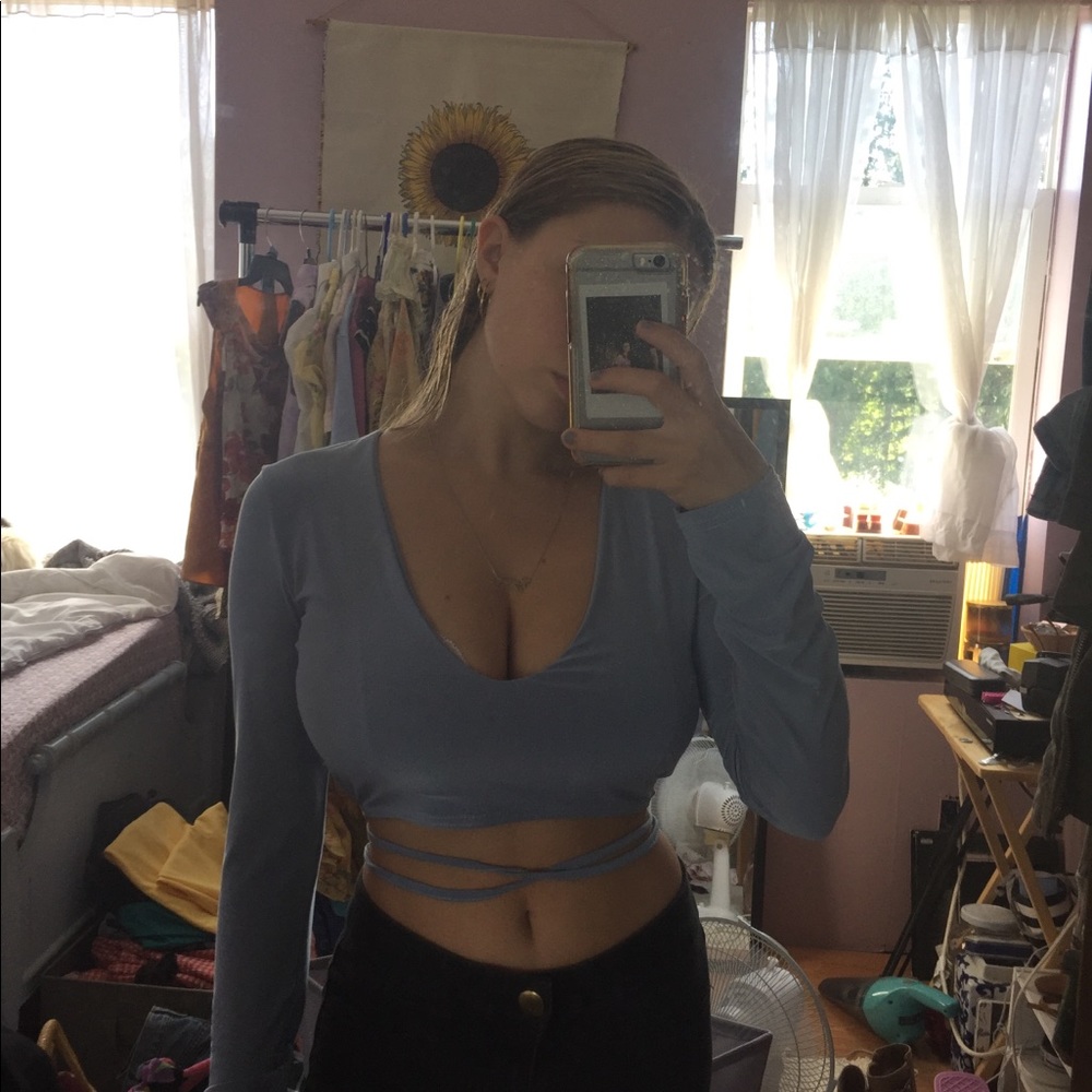 pretty little thing tie crop top